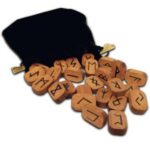 WOODEN RUNES ( LIBRO + RUNAS )