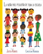 NIÑA MAS PEQUEÑA DE TODA LA ESCUELA LA